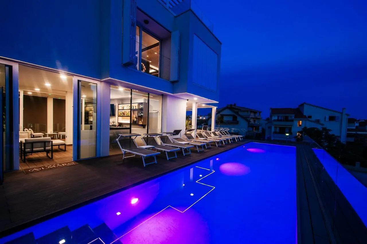Dedaj Resort - Villa Almaro Zára Apartman