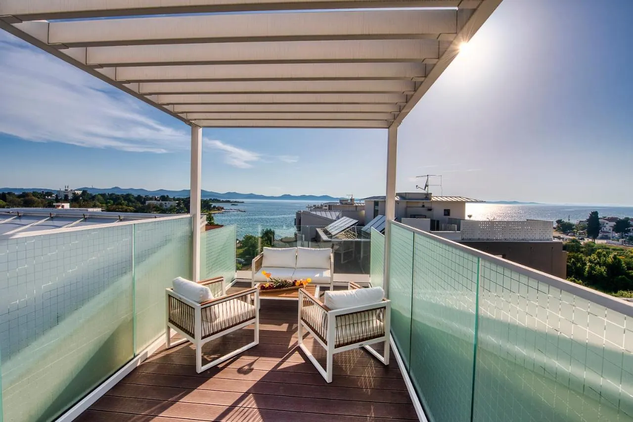 Apartman Dedaj Resort - Villa Almaro Zára