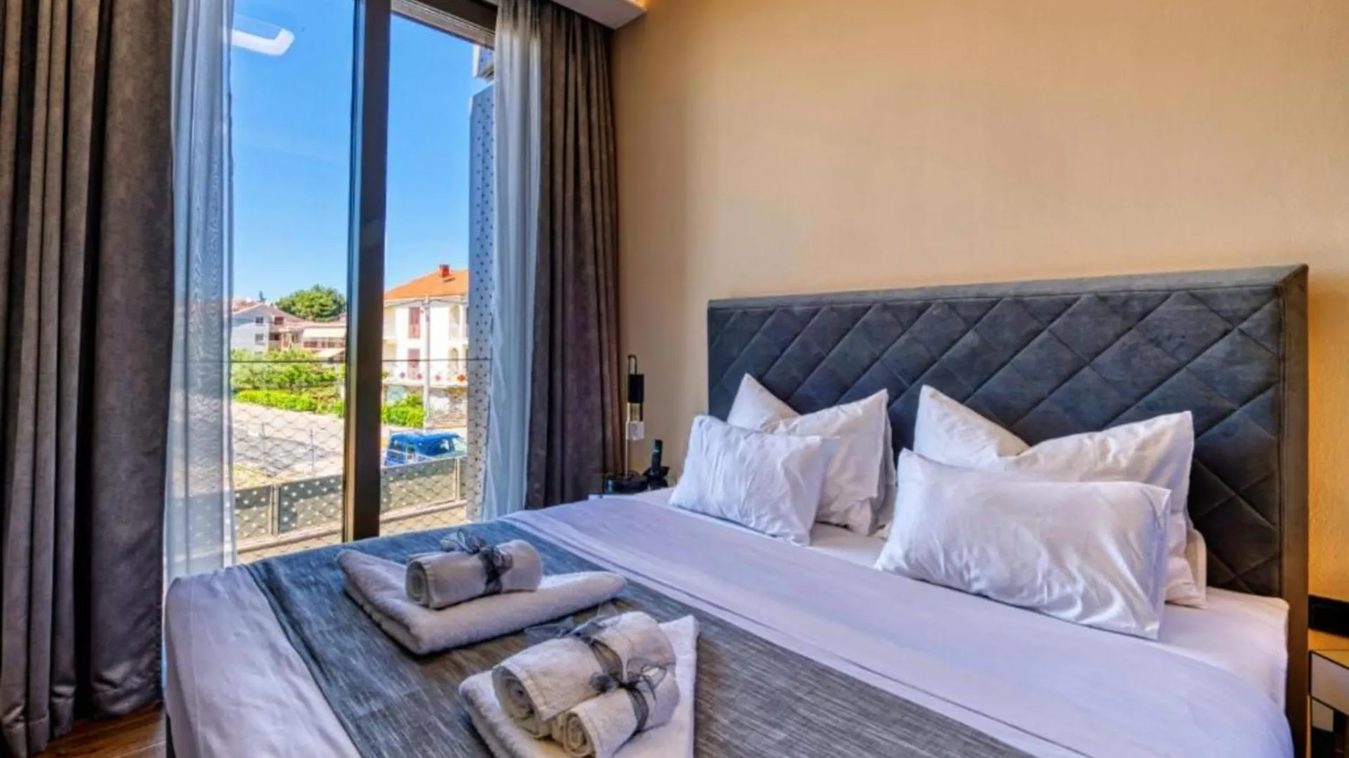Dedaj Resort - Villa Almaro Zára 0*,